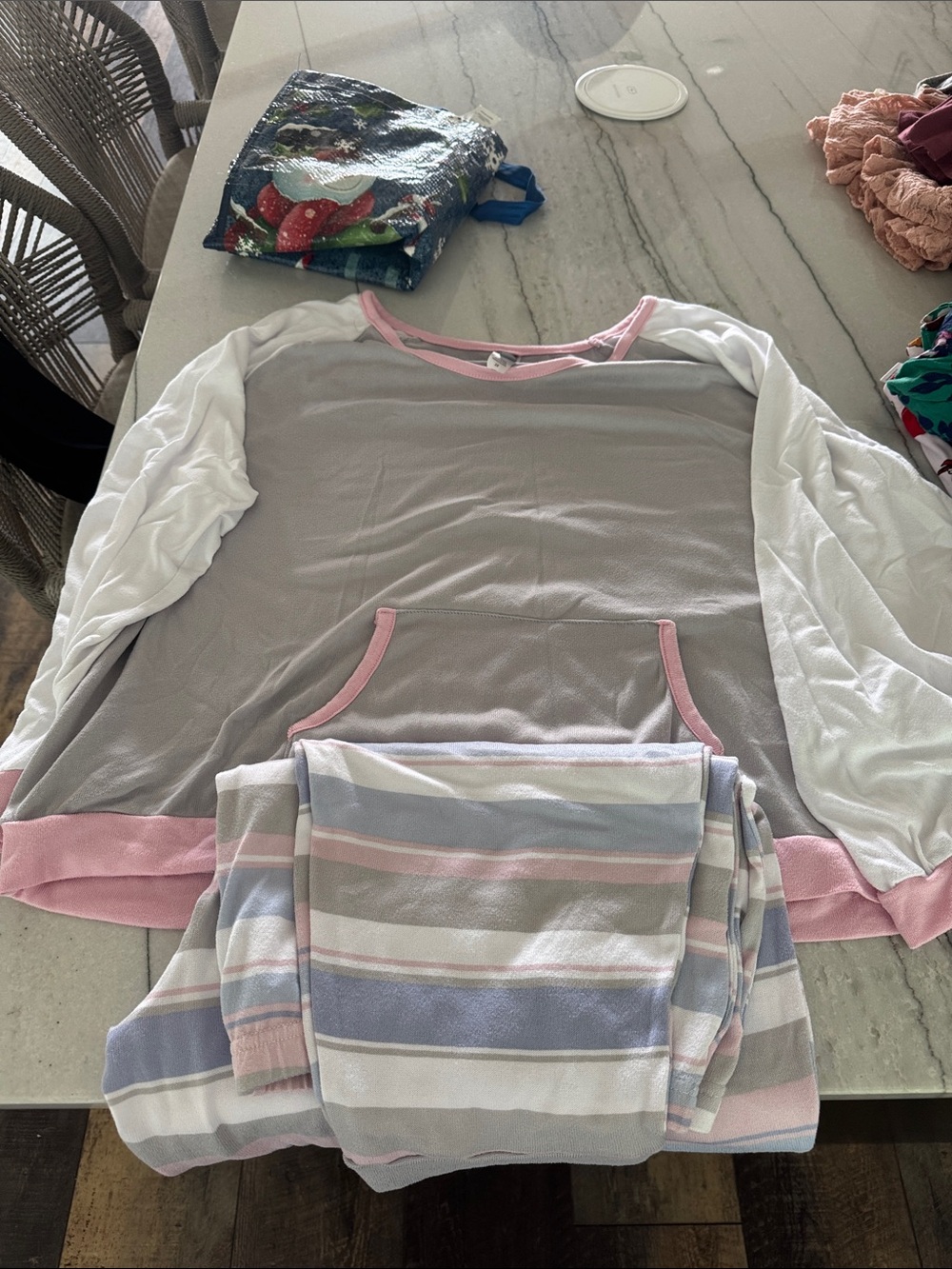 Pj Couture Gray, White & Pink Raglan Pajama Set with Pastel Stripes